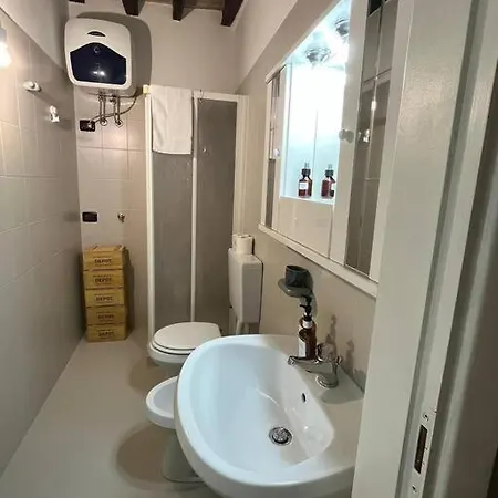 Apartment Monolocale Emanuele 4 Parma