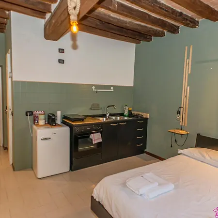 Fuoriporta Affitti Brevi - Monolocale Emanuele 4 דירה